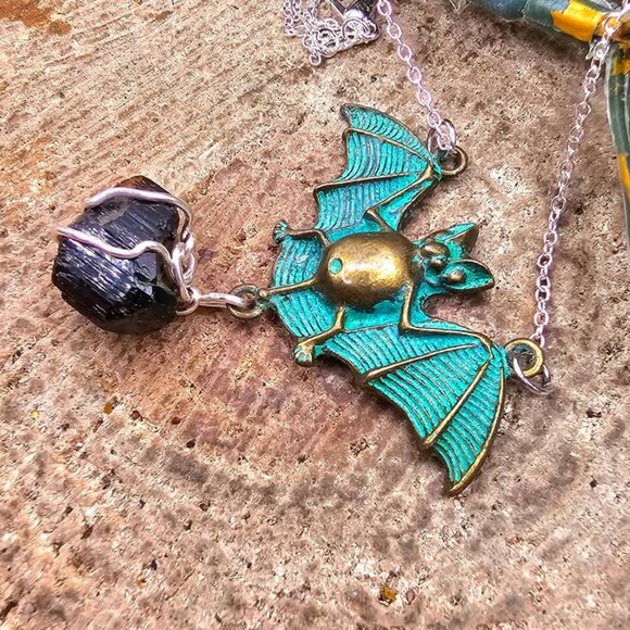 Flying Bat Nature Black Tourmaline Raw Stone Pendant Necklace - Picture 7 of 10